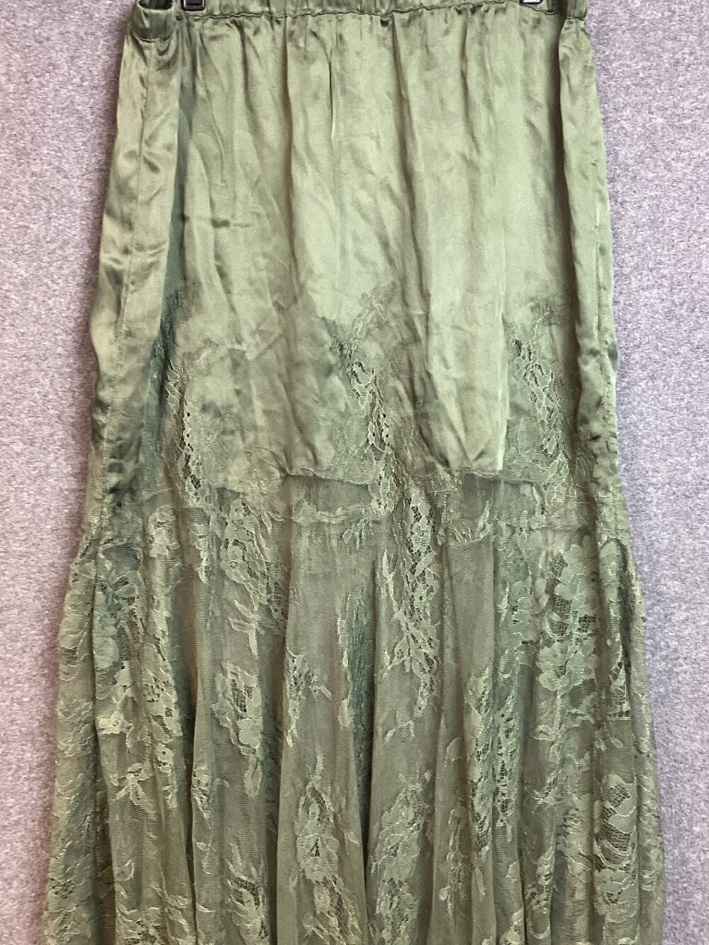 Anthropologie Floral Lace Maxi Skirt Moss Green Size M Petite (Previously Owned)